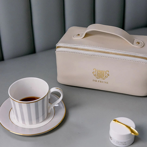 The DR PRUSS Trousse De Toilette