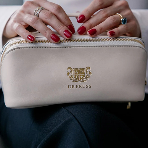 The DR PRUSS Trousse De Toilette